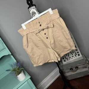 Banana Republic High Rise Paper Bag Tie Waist Shorts Size XL Tan Beach Vacation